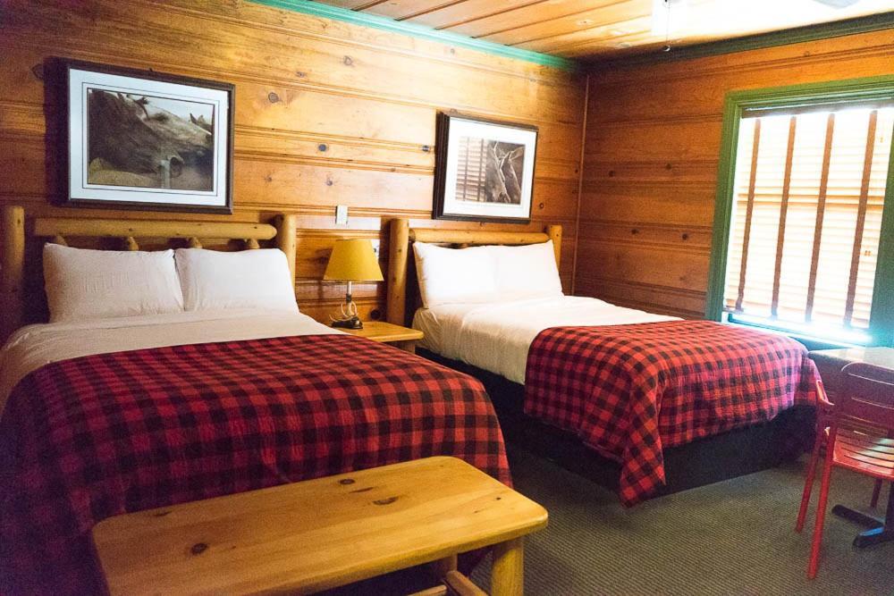 Shaver Lake Village Hotel Exterior foto