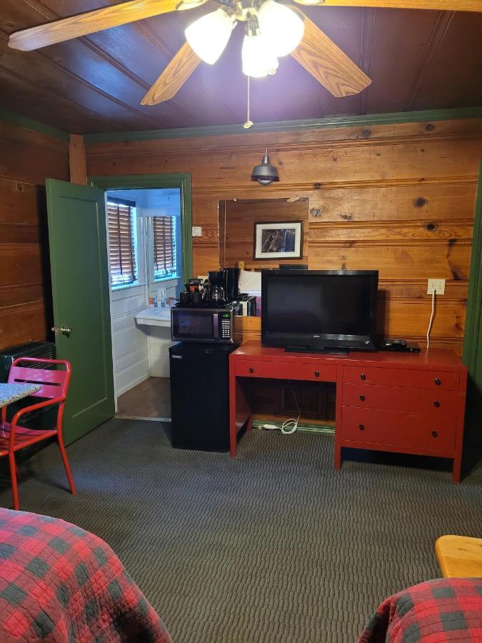 Shaver Lake Village Hotel Exterior foto