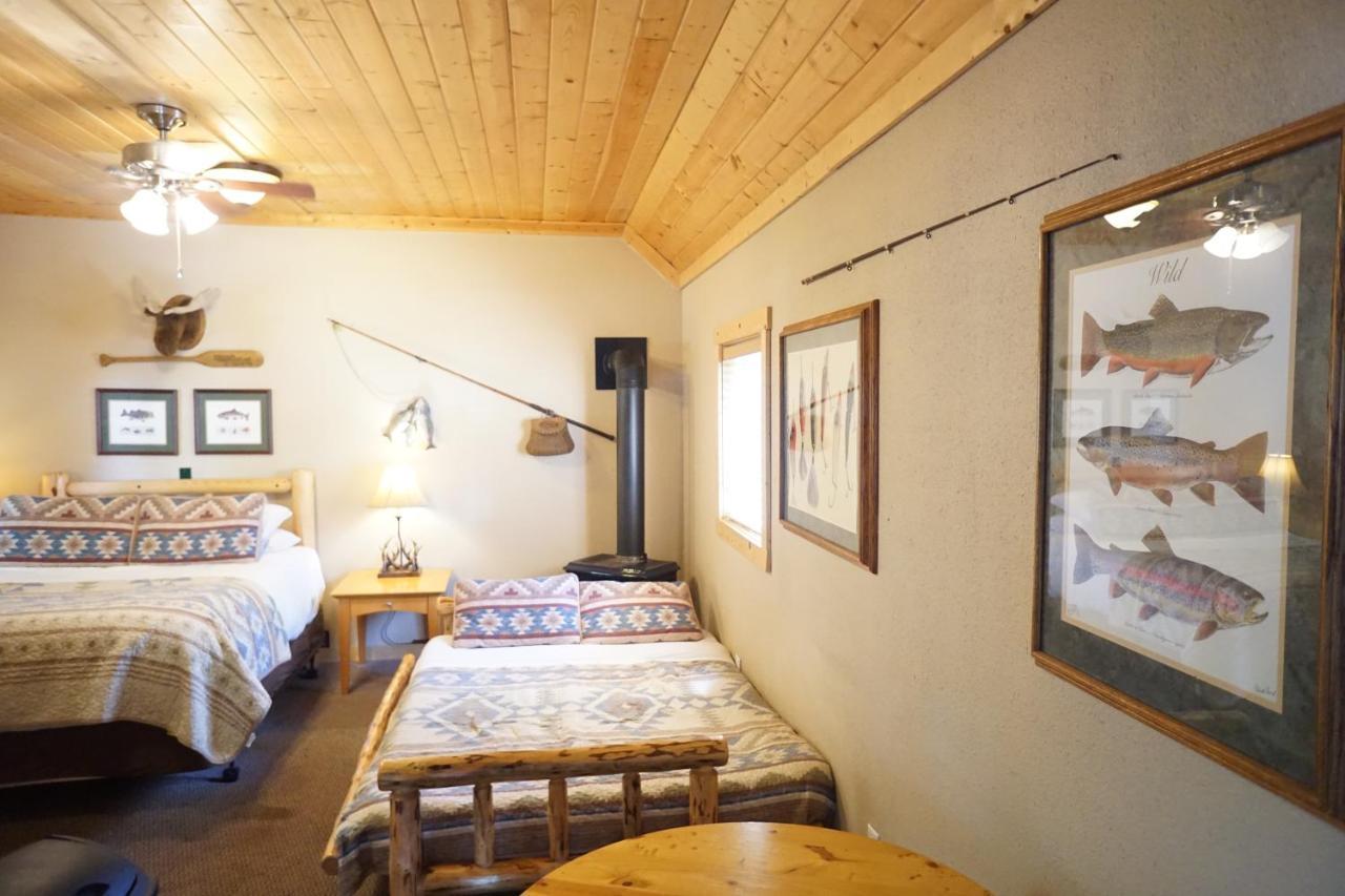 Shaver Lake Village Hotel Exterior foto
